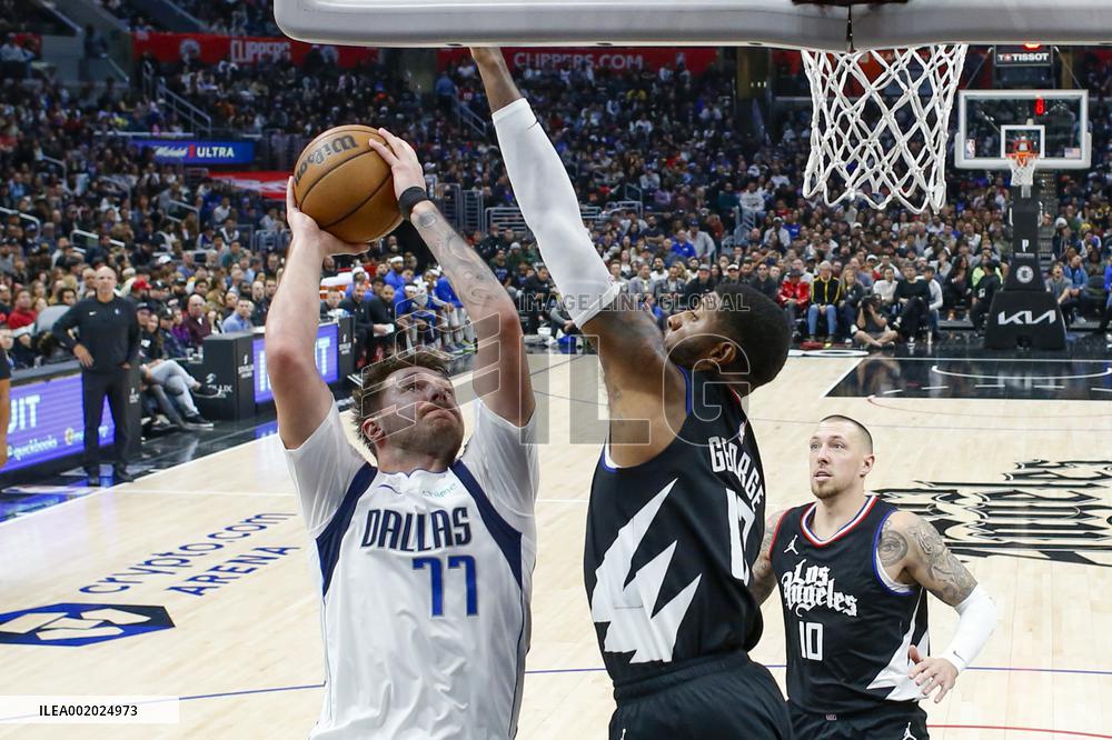 (SP)U.S.-LOS ANGELES-NBA-CLIPPERS VS MAVERICKS