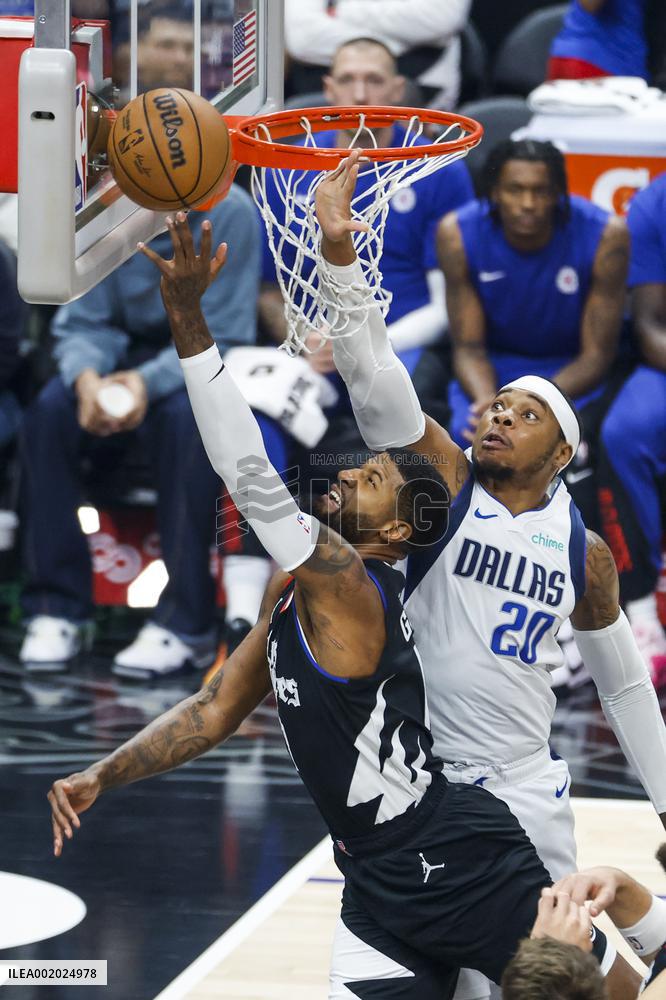 (SP)U.S.-LOS ANGELES-NBA-CLIPPERS VS MAVERICKS