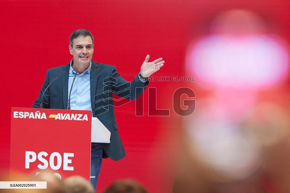 Pedro Sanchez Participates In A PSOE event - Madrid