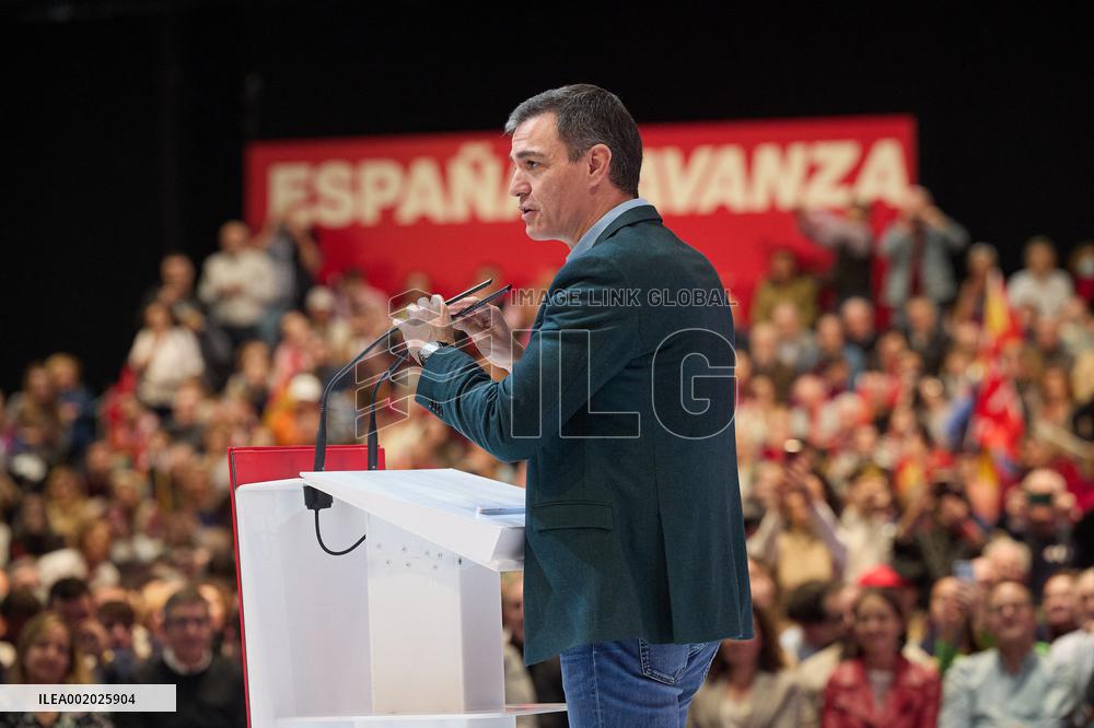 Pedro Sanchez Participates In A PSOE event - Madrid