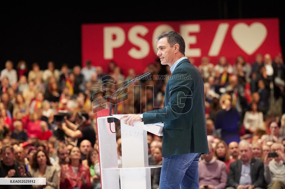 Pedro Sanchez Participates In A PSOE event - Madrid