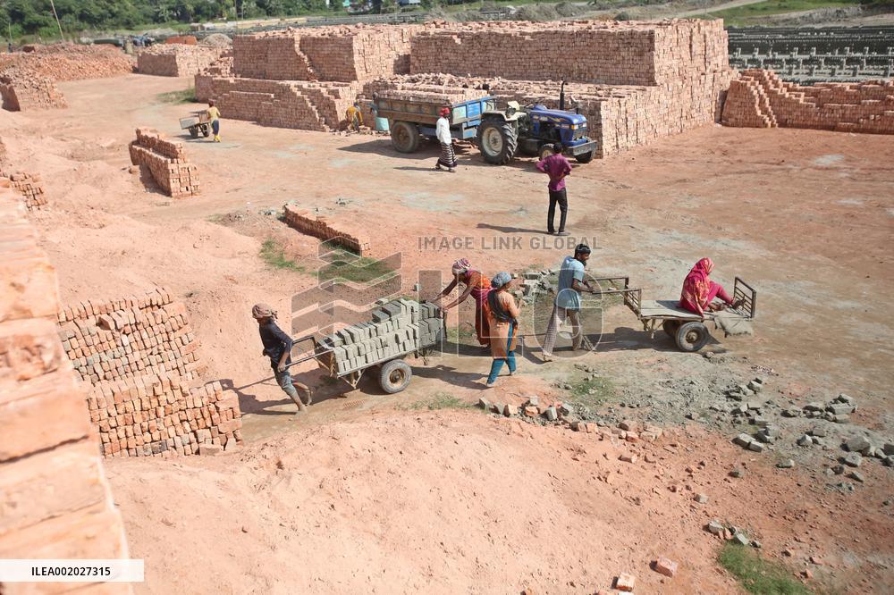 Laborers Work At A Brickyard - Bangladesh