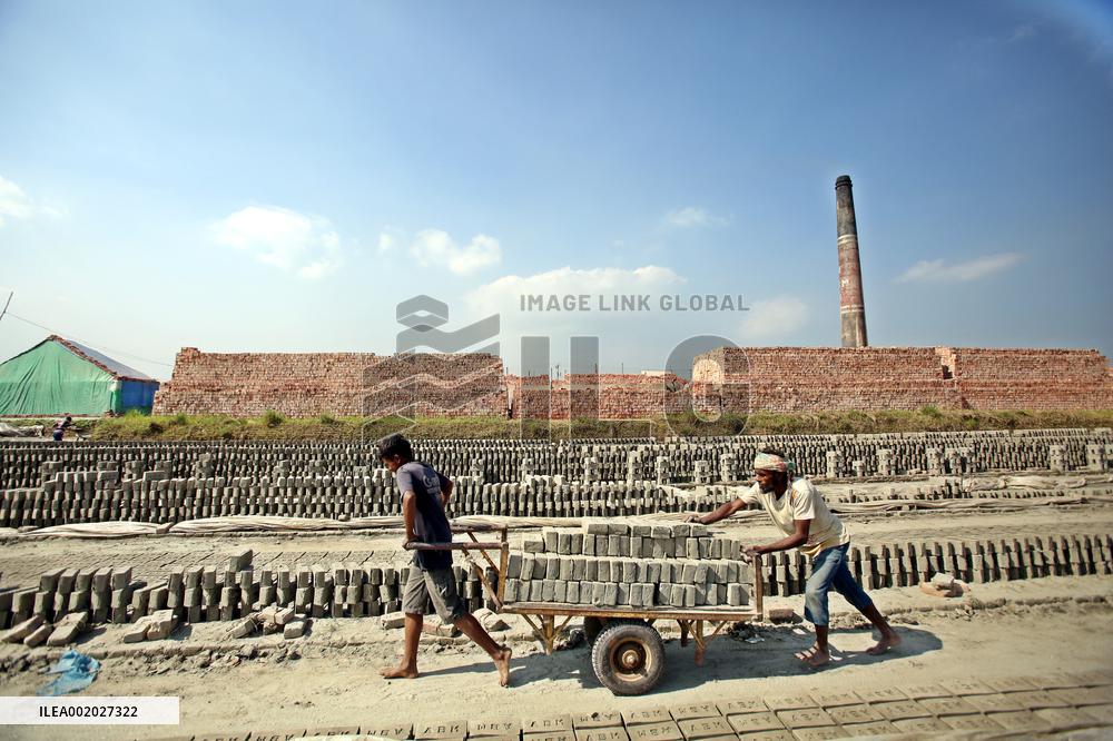 Laborers Work At A Brickyard - Bangladesh