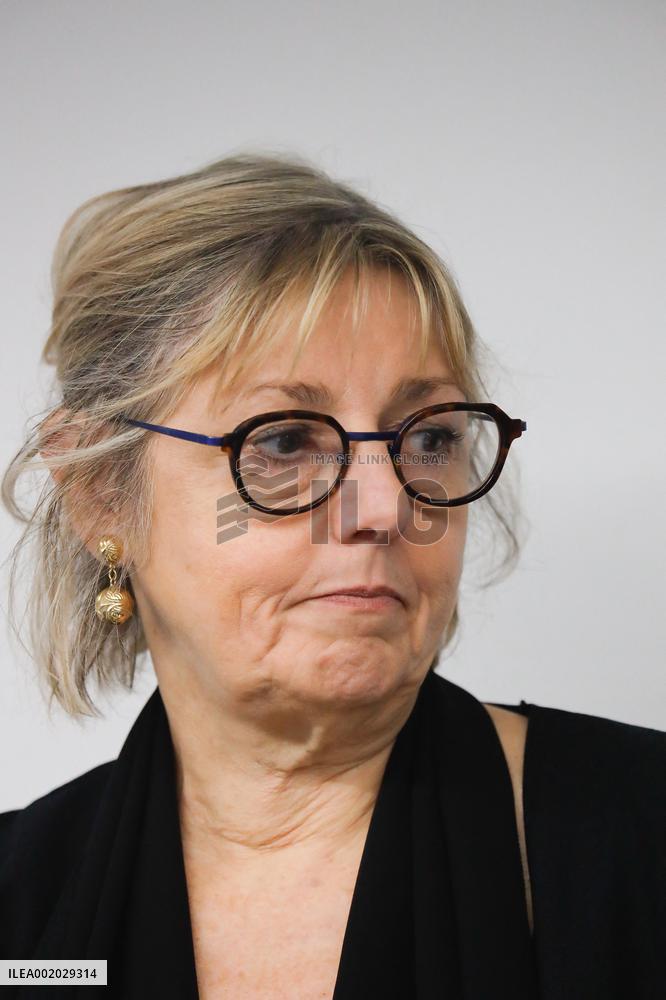 Aurelien Rousseau, Roland Lescure and Sylvie Retailleau visit Paris Biotech Sante