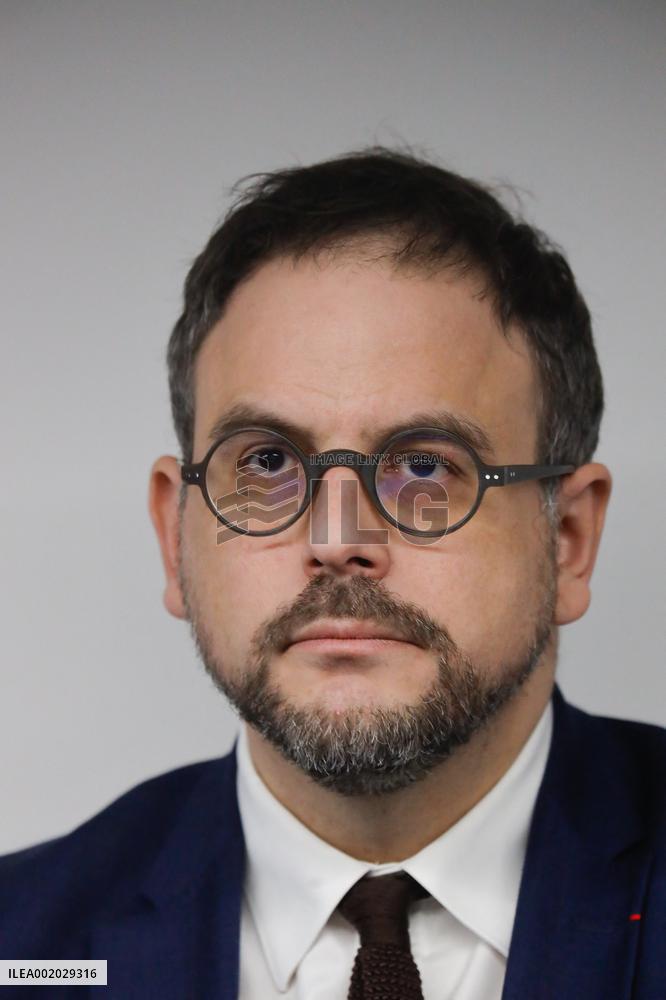 Aurelien Rousseau, Roland Lescure and Sylvie Retailleau visit Paris Biotech Sante