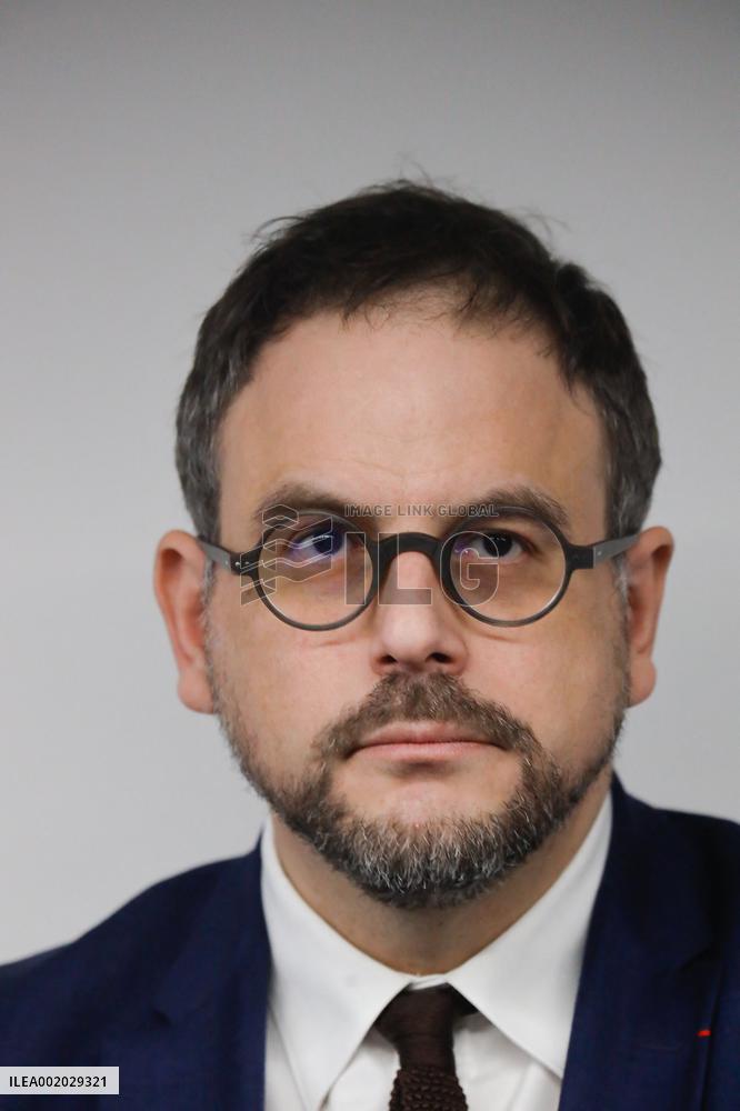 Aurelien Rousseau, Roland Lescure and Sylvie Retailleau visit Paris Biotech Sante