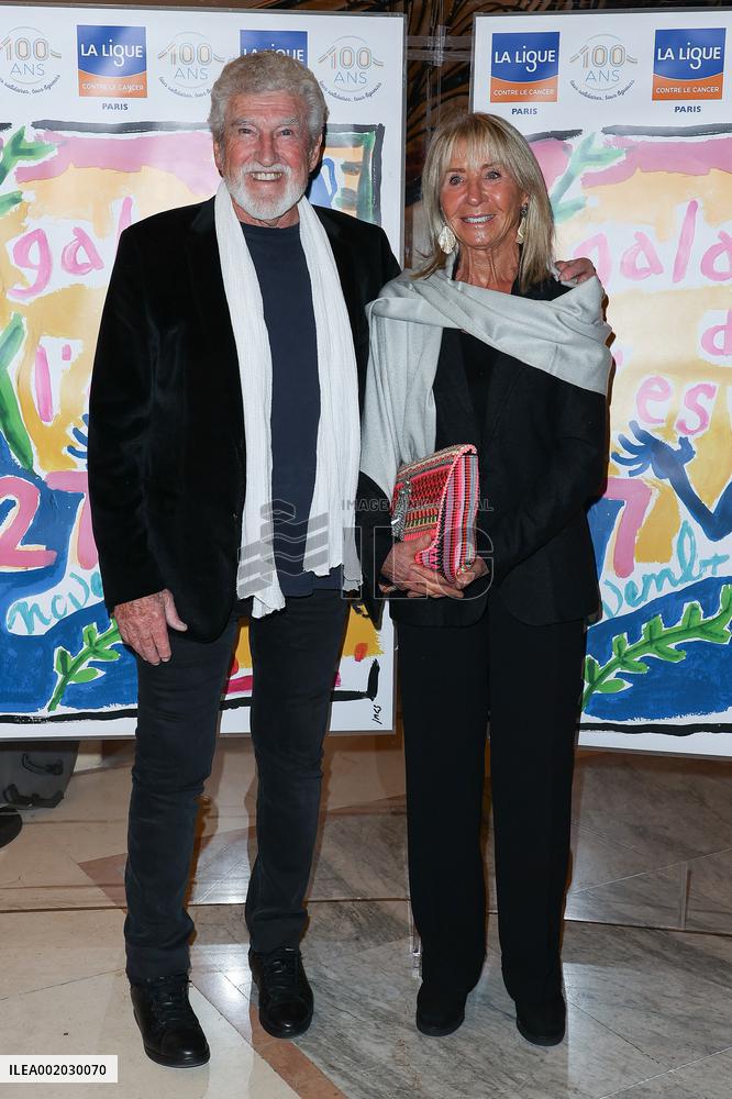 29Th L Espoir Gala Of The Cancer League At The Champs-Elysees Theater