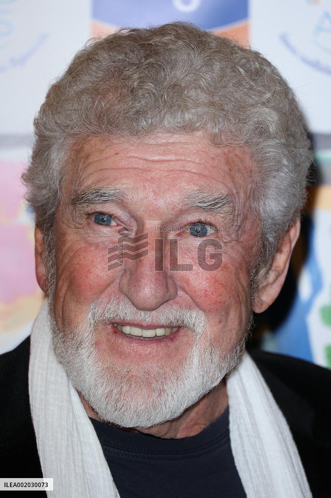 29Th L Espoir Gala Of The Cancer League At The Champs-Elysees Theater