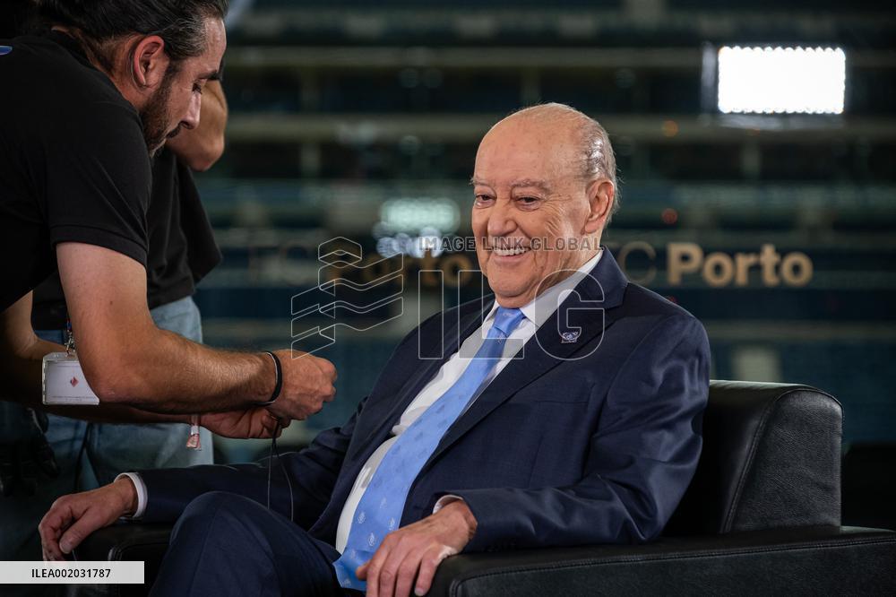 Interview with Pinto da Costa (President of Futebol Clube do Porto) on SIC Tv