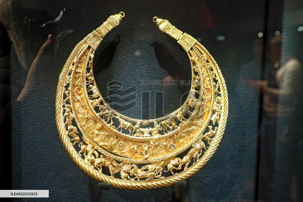Part of Scythian gold returned to Ukraine is displayed in Kyiv