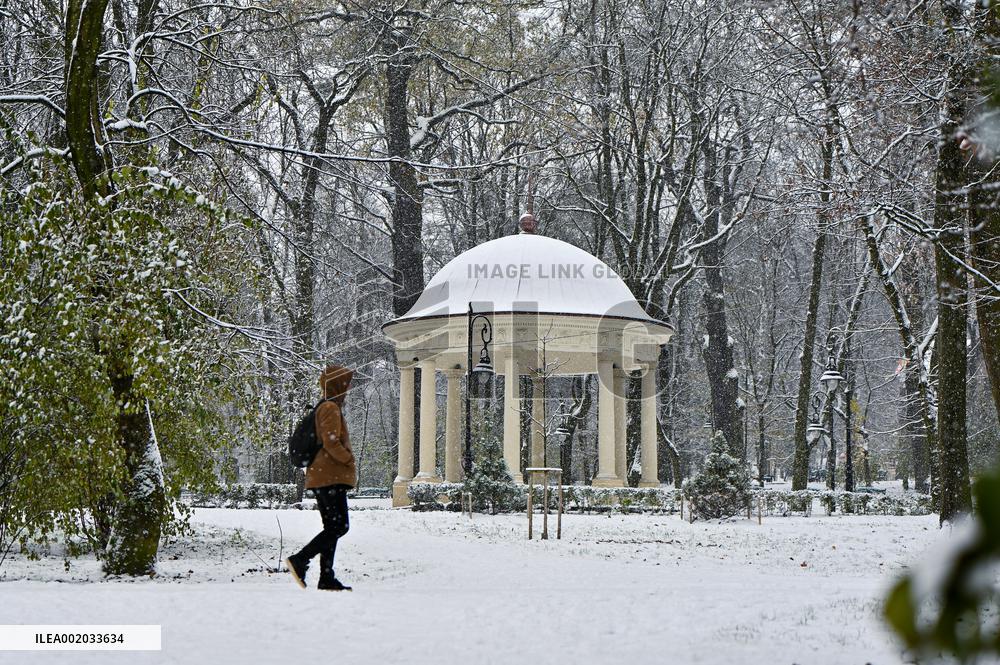Snowfall in Lviv