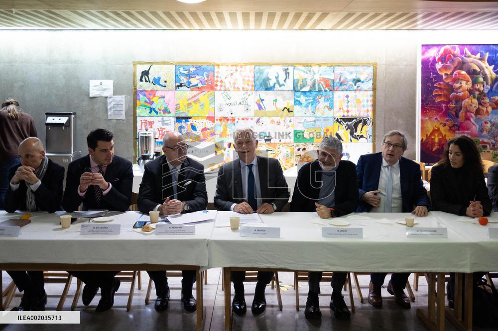 Patrick Martin visits a vocational high school - Paris