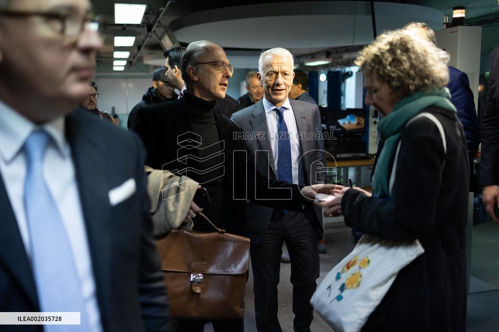 Patrick Martin visits a vocational high school - Paris