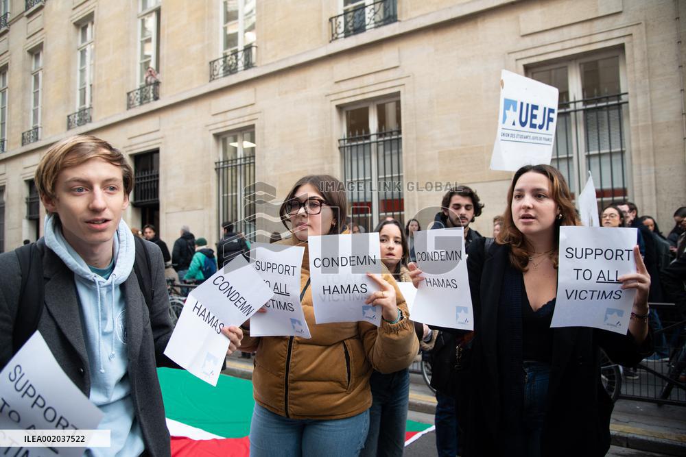 Pro-Israel and Pro-Palestinian Science Po Students, Activists Protest - Paris