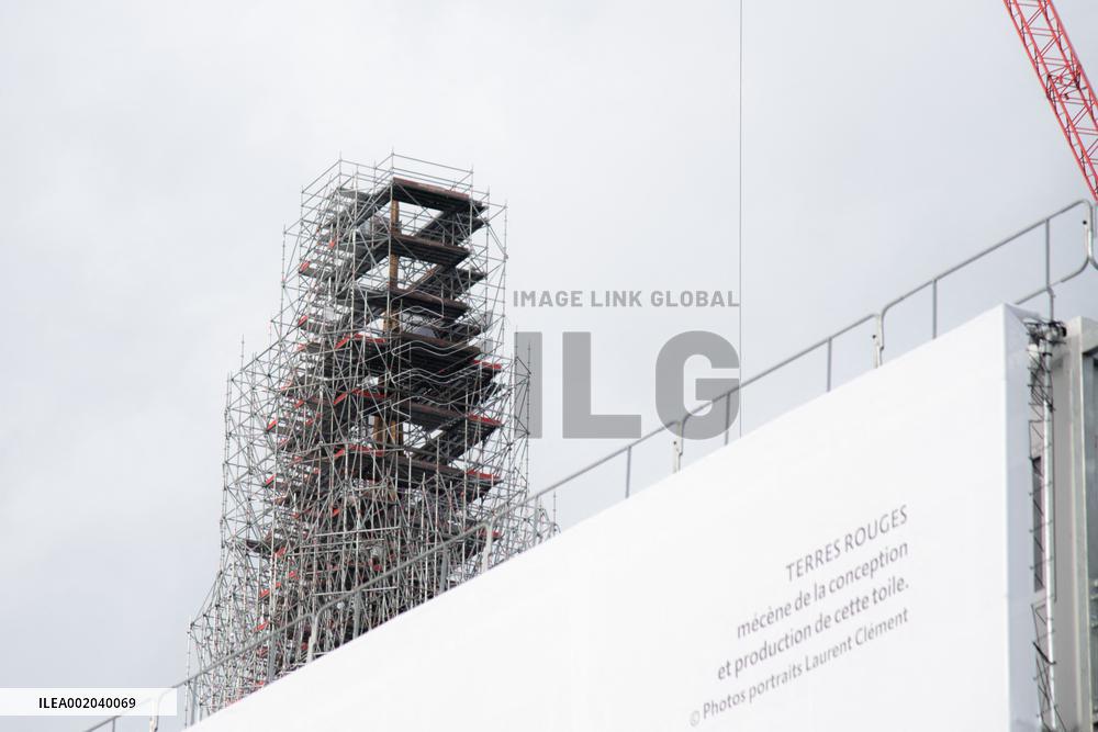 New Notre-Dame Spire Takes Shape - Paris