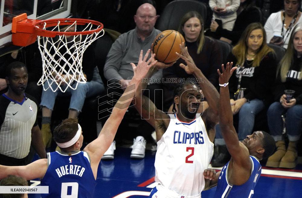 (SP)U.S.-SACRAMENTO-BASKETBALL-NBA-CLIPPERS VS KINGS