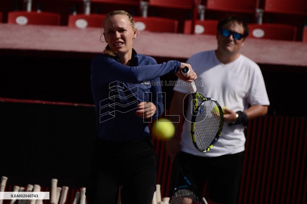 Children's Tennis Clinic - Mexico City