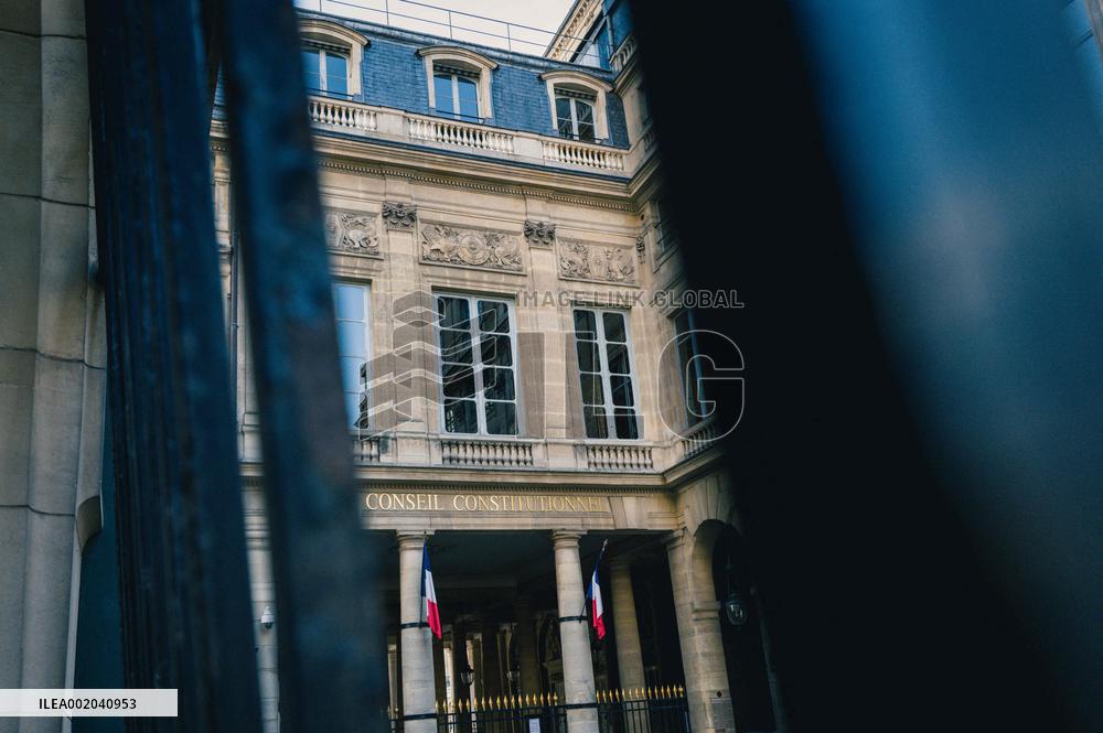 Illustration At Constitutional Council - Paris