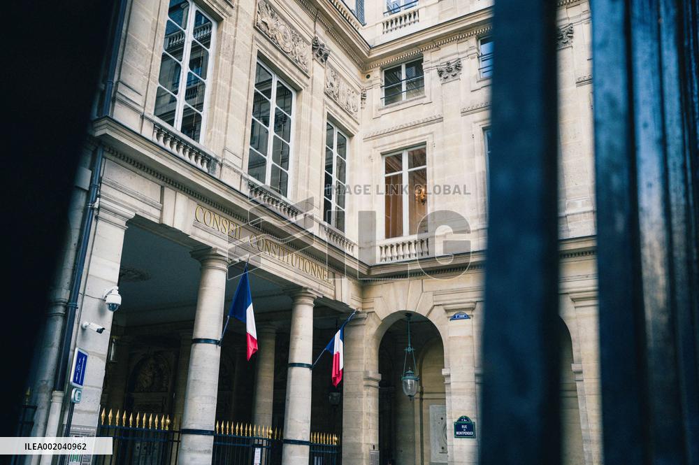 Illustration At Constitutional Council - Paris