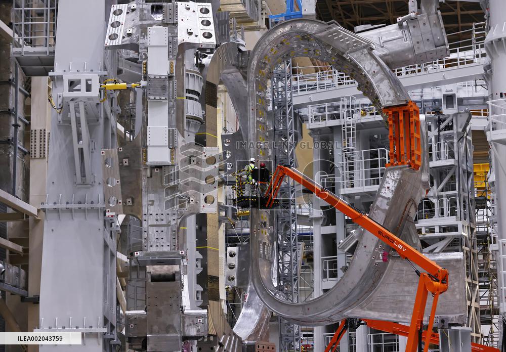 FRANCE-ST PAUL-LEZ-DURANCE-ARTIFICIAL SUN