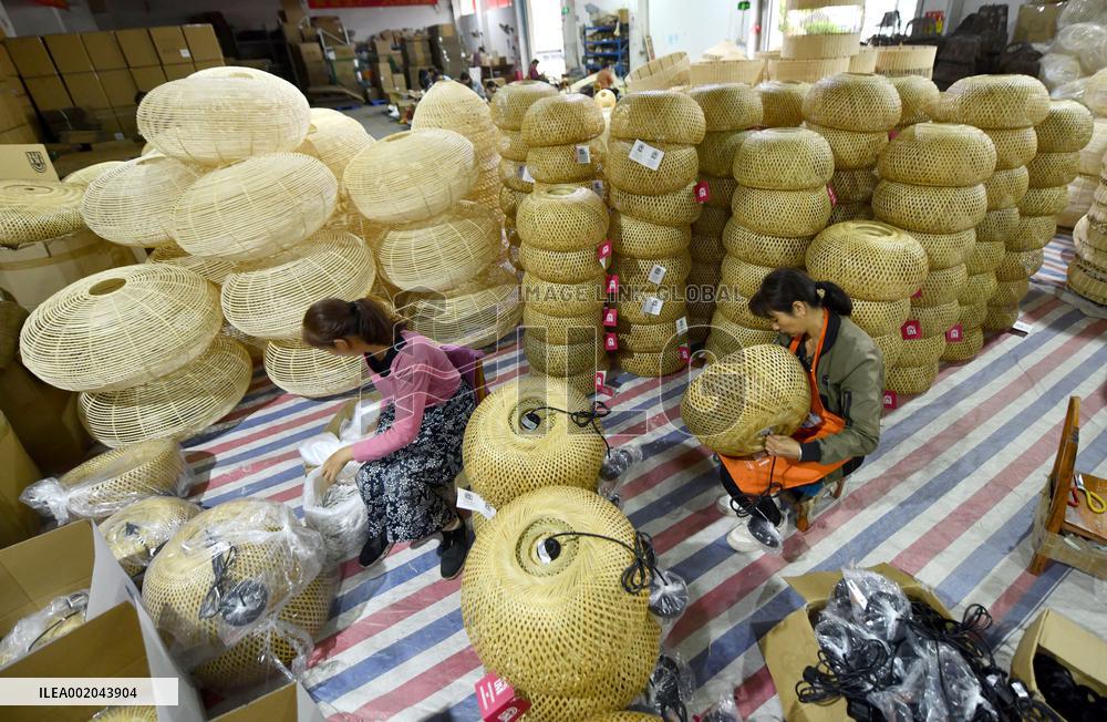 CHINA-GUANGXI-BOBAI-TRADITIONAL WEAVING CRAFTS (CN)