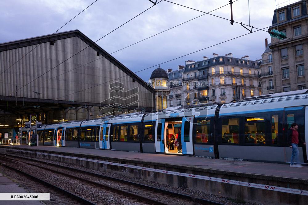 Public Transport In Paris