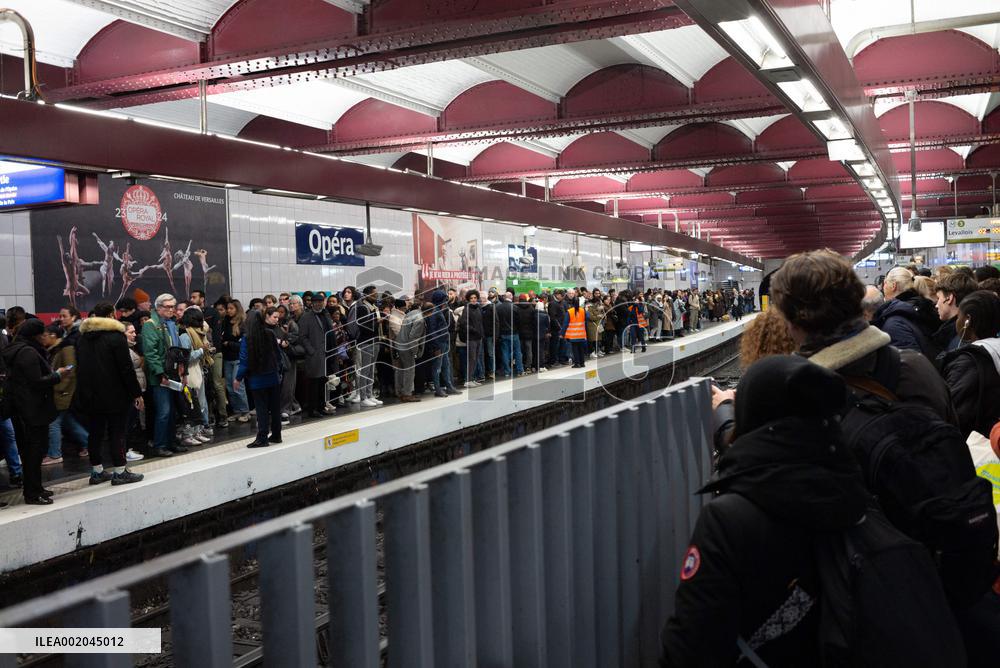 Public Transport In Paris
