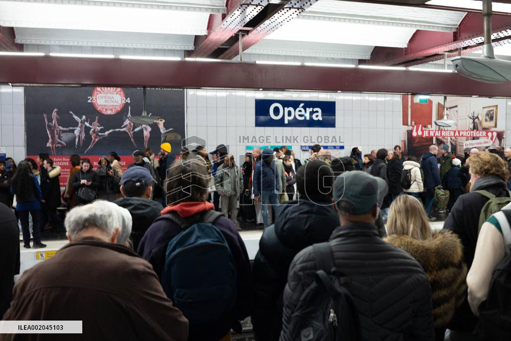 Public Transport In Paris