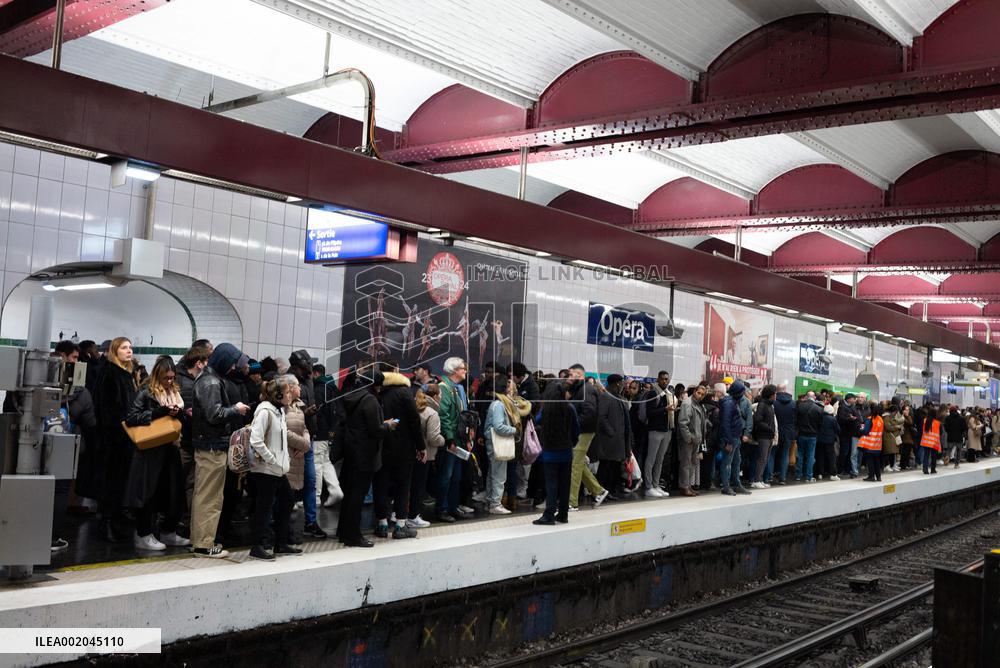 Public Transport In Paris