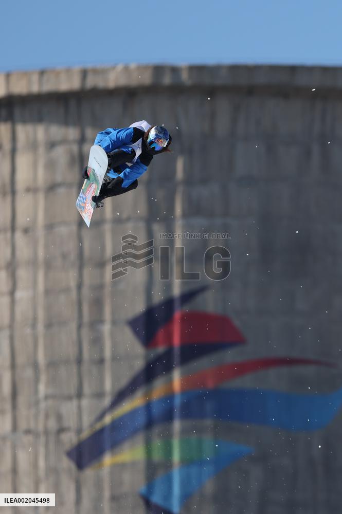 (SP)CHINA-BEIJING-SNOWBOARD-BIG AIR WORLD CUP-QUALIFICATION(CN)