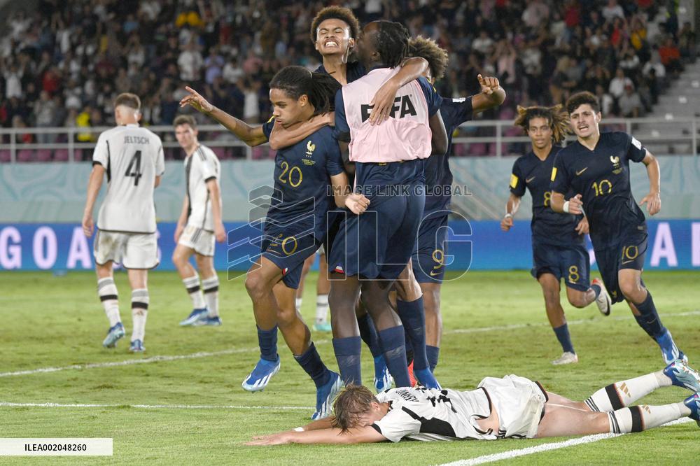 (SP)INDONESIA-SURAKARTA-FIFA-WORLD CUP-U17-FINAL-GER VS FRA