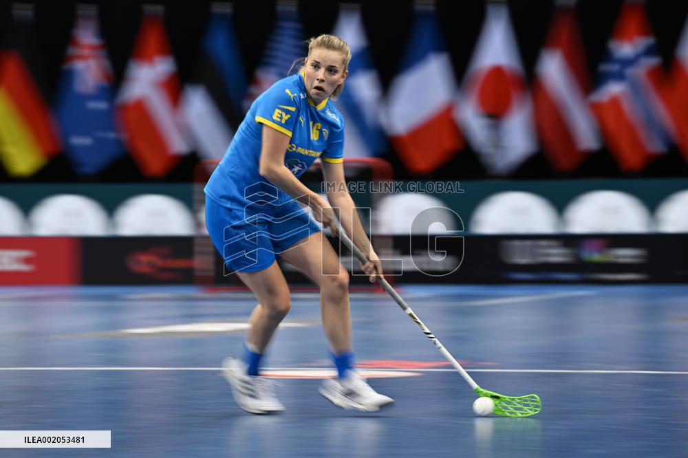 (SP)SINGAPORE-FLOORBALL-IFF WOMEN'S WORLD CHAMPIONSHIPS-CZECH REPUBLIC VS SWEDEN