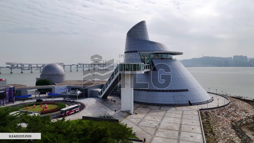 China's manned space delegation visits Macao Science Center