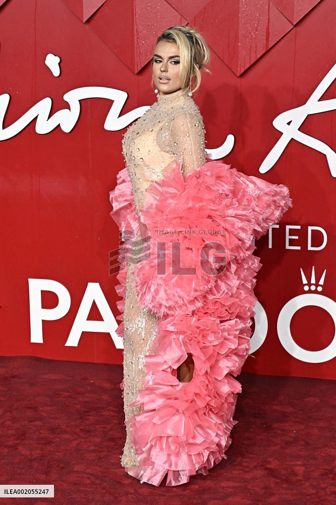 The Fashion Awards 2023 - Red Carpet - London