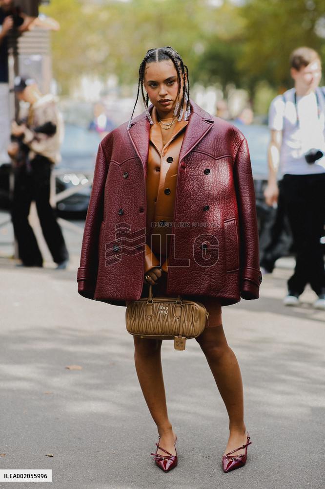 PFW - Street Style