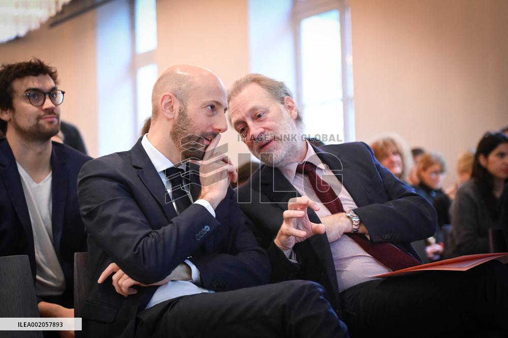 Observatory Of The Quality Of Life At Work Anniversary - Paris