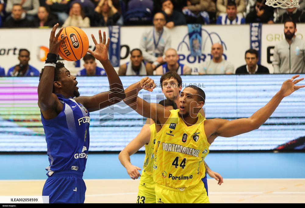 National Basketball Championship - Porto vs Portimonense