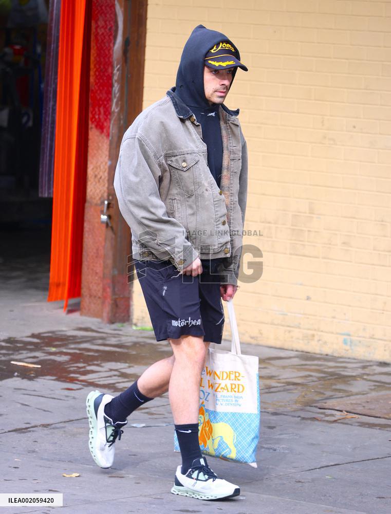 Joe Jonas out in New York
