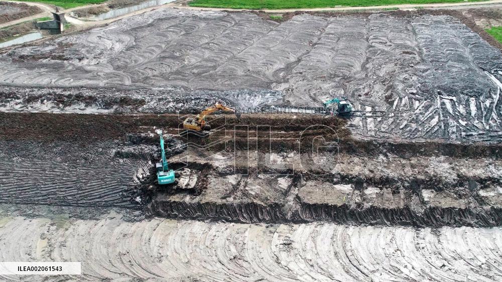 Mechanical Desilting in Lianyungang