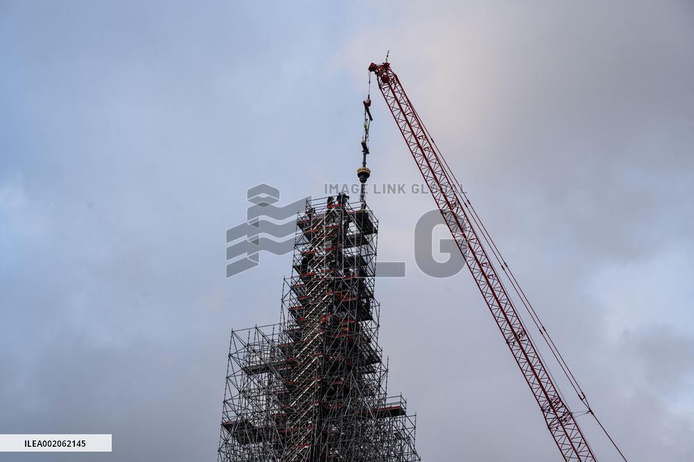 The Cross Of Notre-Dame De Paris Placed At The Top - Paris
