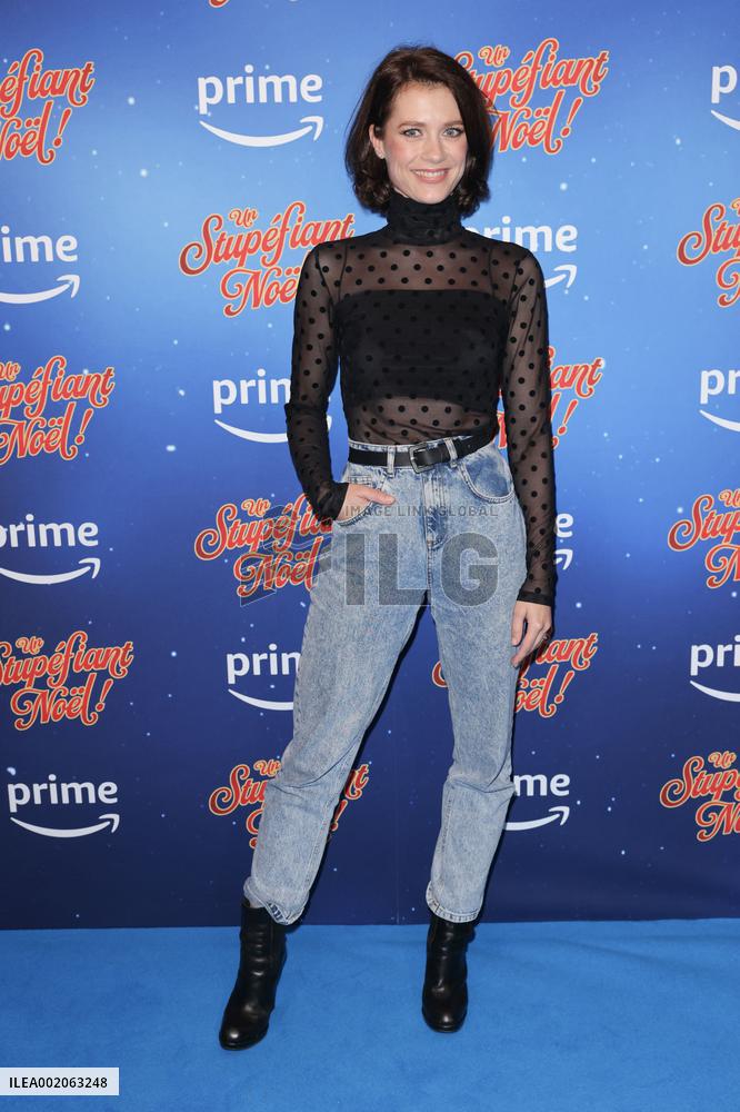 Un Stupefiant Noel Premiere - Paris