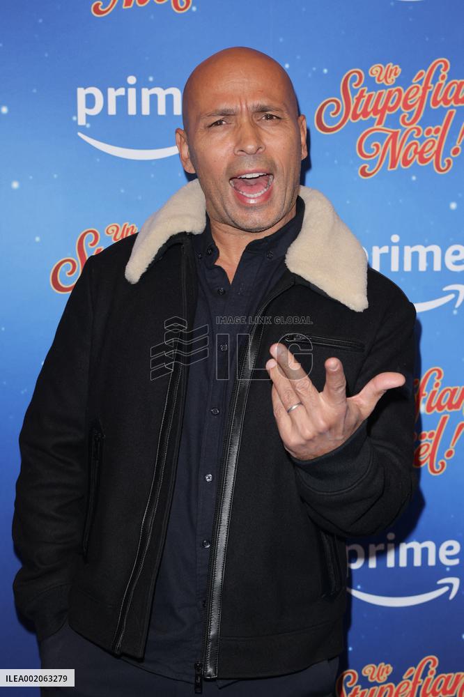 Un Stupefiant Noel Premiere - Paris