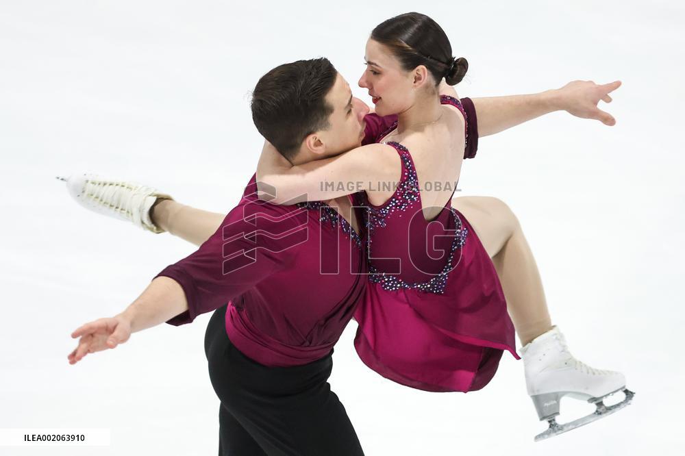 (SP)CROATIA-ZAGREB-GOLDEN PIROUETTE-PAIRS SHORT PROGRAM