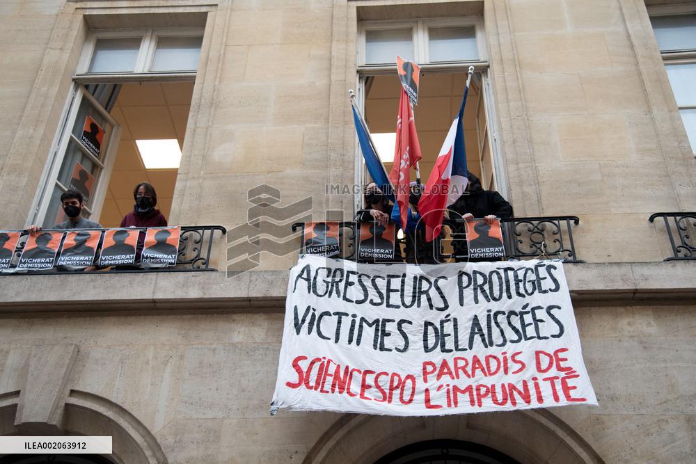 Students Occupy SciencesPo - Paris