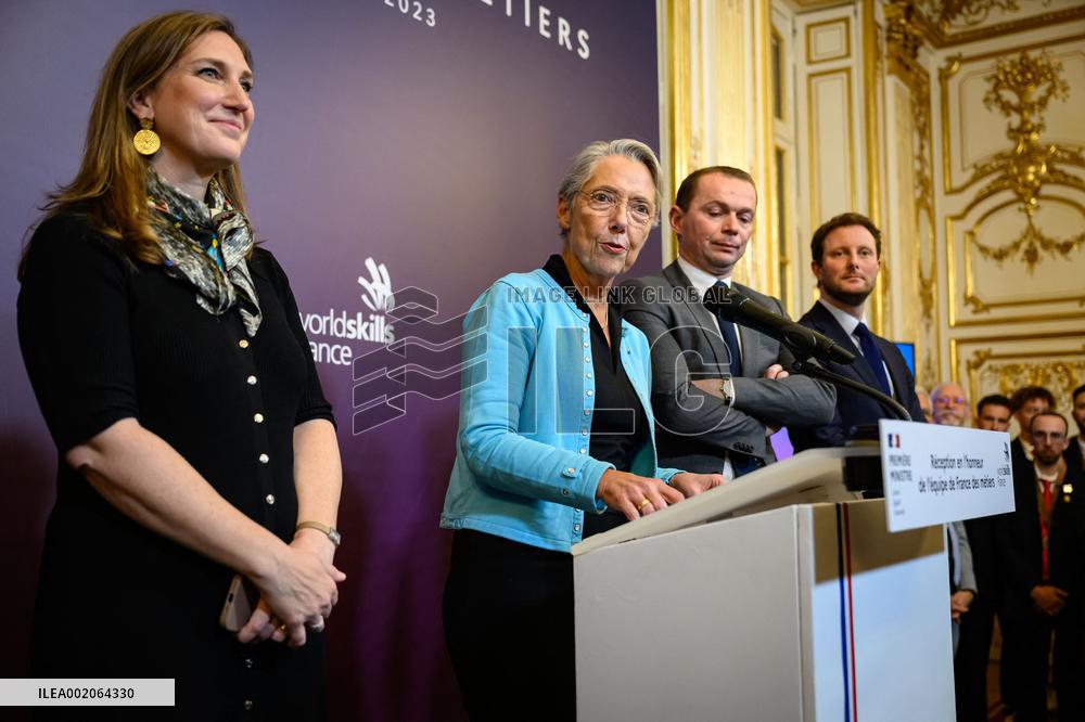 PM Borne At Reception In Honour Of The French Skills Team - Paris