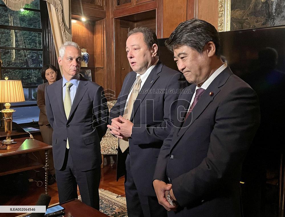 U.S., Ukrainian envoys