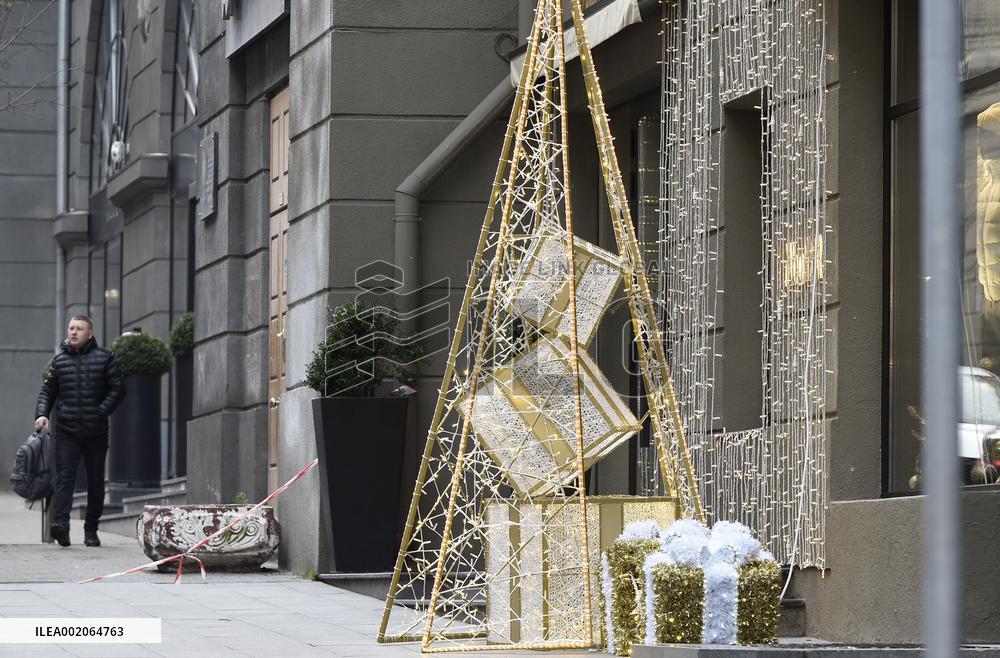 Christmas decorations in Kyiv streets