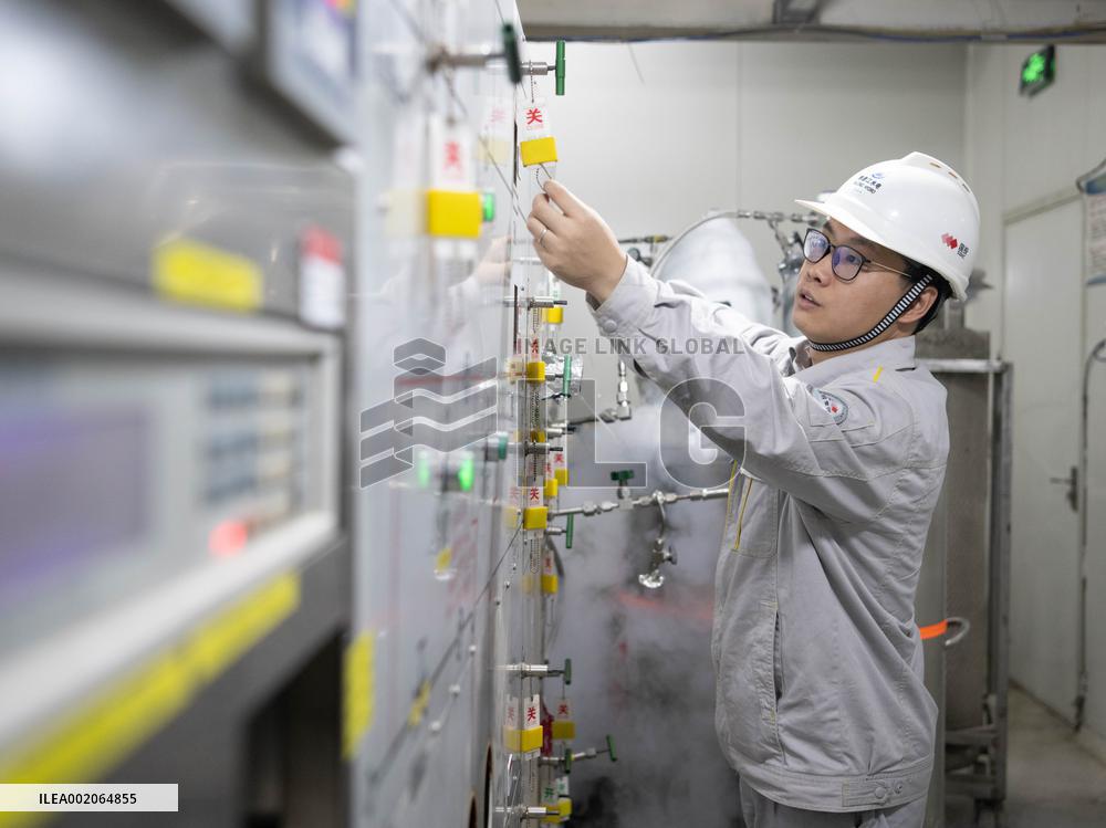 (EyesonSci)CHINA-SICHUAN-UNDERGROUND LAB-OPERATION (CN)