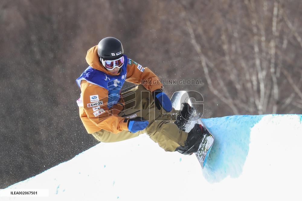 (SP)CHINA-ZHANGJIAKOU-FIS SNOWBOARD WORLD CUP-MEN'S HALFPIPE (CN)