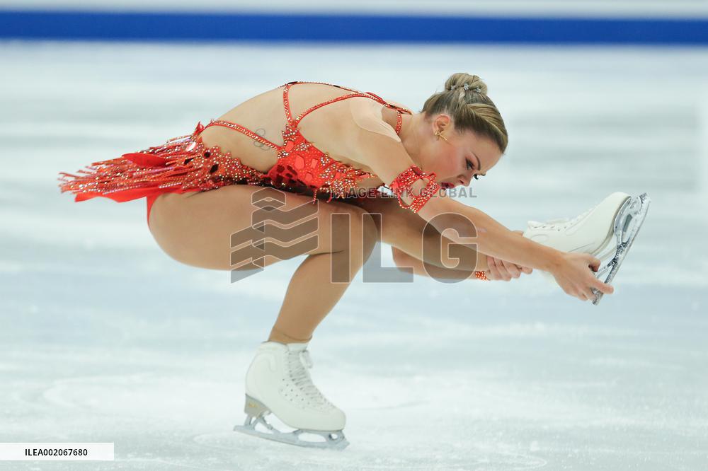 (SP)CHINA-BEIJING-FIGURE SKATING-ISU GRAND PRIX FINAL-WOMEN(CN)